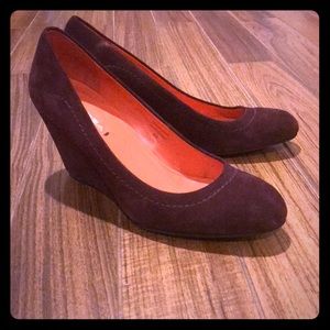 Via Spiga purple suede wedges